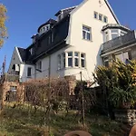 Burkhardt Tatil Evi *